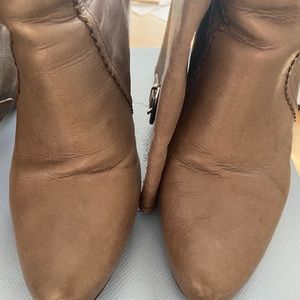 Beautiful Prada dark nude color